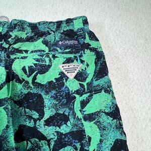 Columbia Men's PFG Shark SwordfishPrint Swim Board Shorts Large PFG Omni-Shade